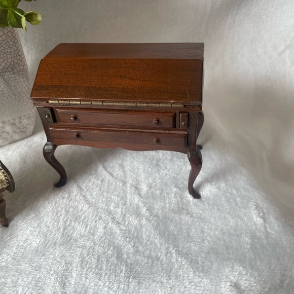 Miniatures - Picture 7 of 7